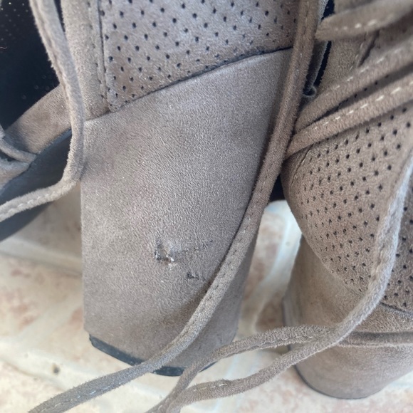 Call it spring -Aldo block heel - Picture 3 of 5